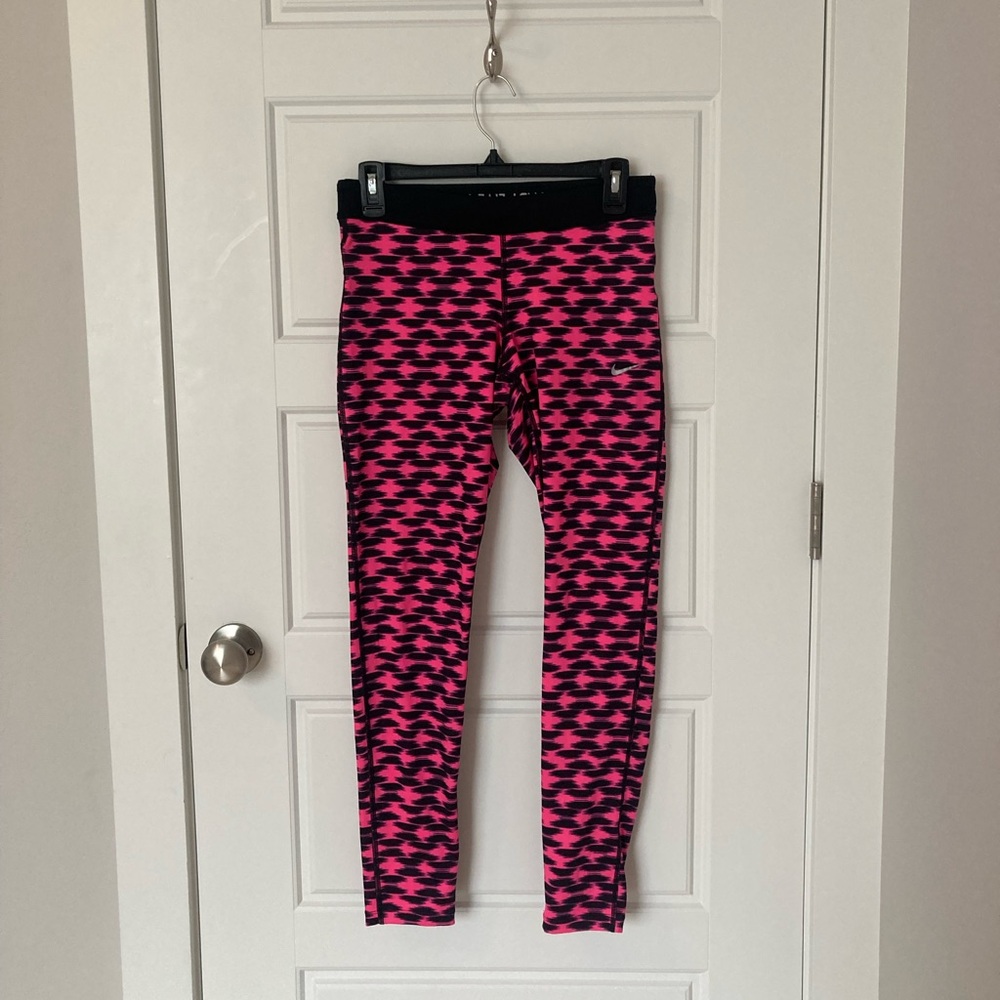Nike dri-fit leggings, size M